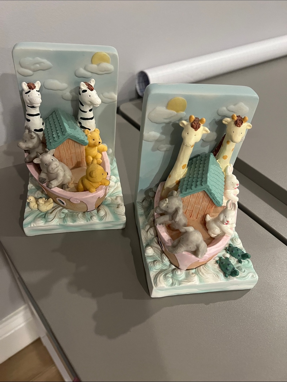 Pastel Noah's ArkDecorative Bookends - Blue & Pink